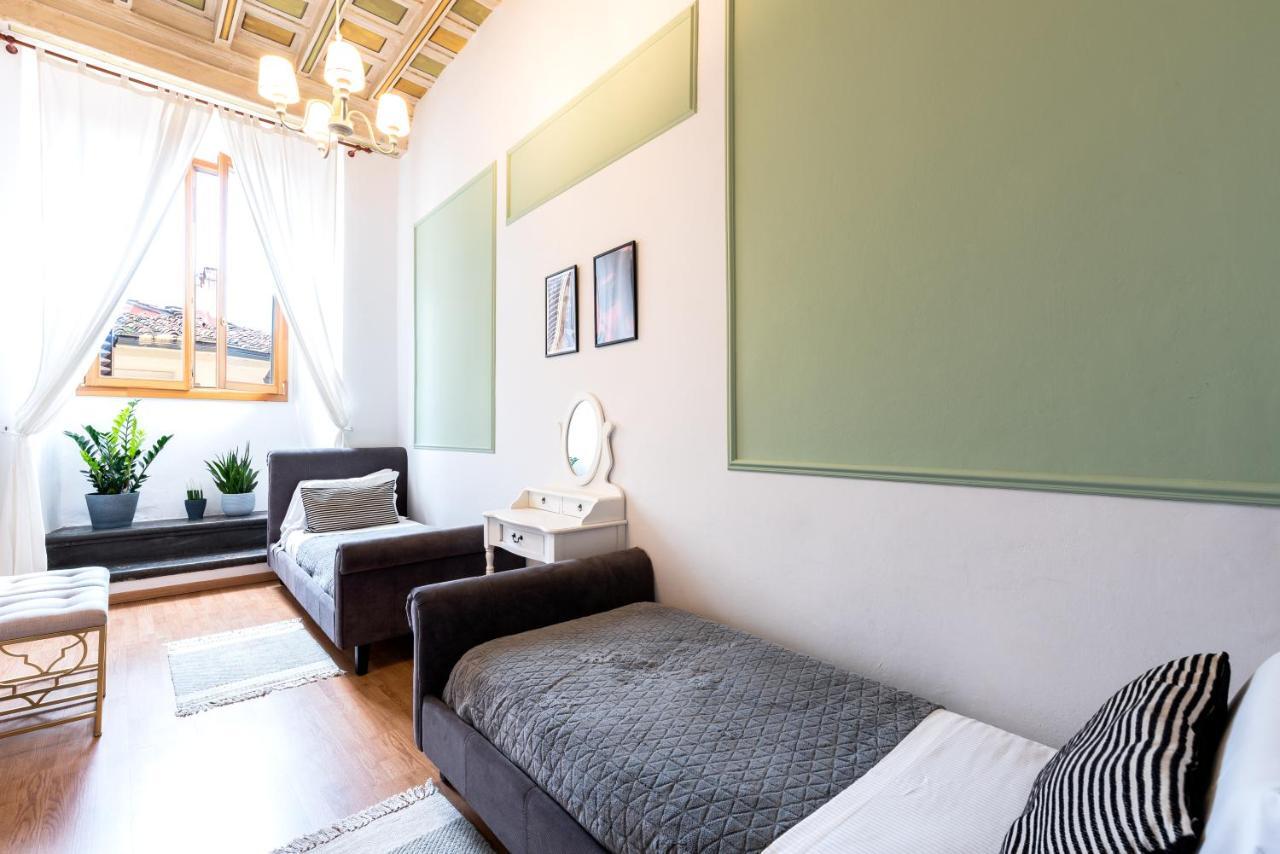 Apartamento Historic Center Palace - Huge 4 Bedrooms Santa Croce - By Likehomeflorence Florencia