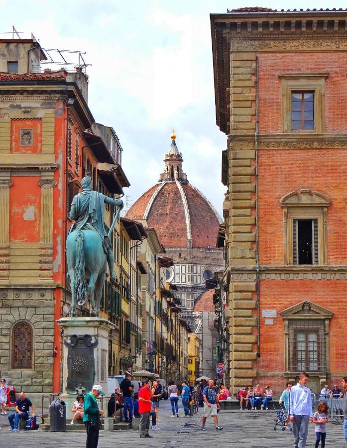Historic Center Palace - Huge 4 Bedrooms Santa Croce - By Likehomeflorence Apartamento